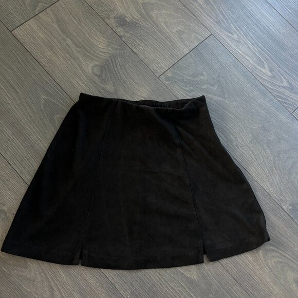 Brandy Melville Mini Black Skirt - One Size - Picture 5 of 7